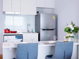 City View Balcony & Chic Condo with Infinity pool 080N40 - 3