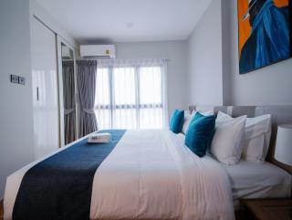 City View Balcony & Chic Condo with Infinity pool 080N40 - 2