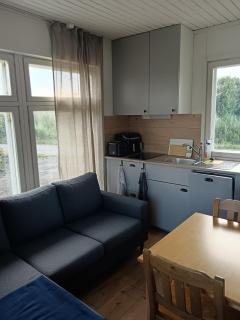 Ilmastoitu mökki nelostien varrella -  - 9