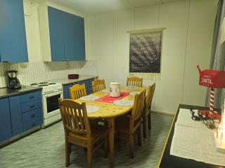 Santas red school - 9