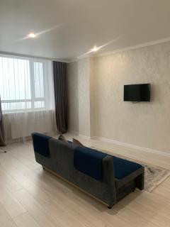 Евро двухкомнатная квартира около посольства США - 2