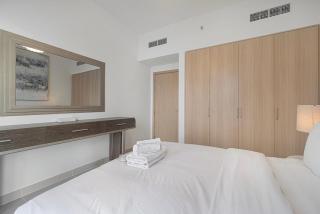 Luxury 3 Bedroom Apartment in Creek Harbour - 2
