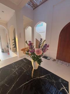 3BR 6 person luxury spacious brand new Family Villa with Rice Field and Sunset Views - Kedungu - 2