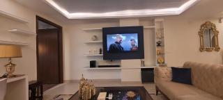 Goldcrest Hotel Apartments - 2