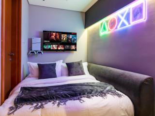 MegaLuxury Beachfront with Panoramic Ain Dubai Views in JBR, Sleep 12 - 2