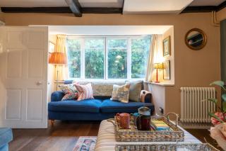 Beautiful 2 Bedroom Cottage in the Cotswolds - 3