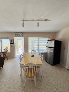 763 North Shore Downstairs Apts - 6