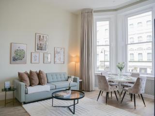 Stylish and central 1 bedroom apartment - 9