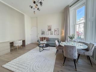 Stylish and central 1 bedroom apartment - 2