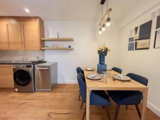 Cosy Two-Bedroom Notting Hill Retreat - 1