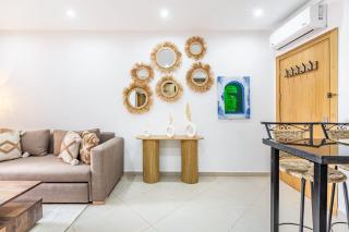 Le COSY CHIC- NEUF - Modern & Chic - Terrasse et Confort - CLIM PARKING et WIFI Gratuit ! GUELIZ - Marrakesch - 2