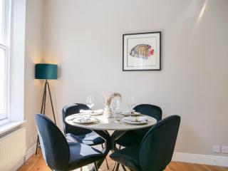 Stylish Portobello Road Two-Bed Flat - 6