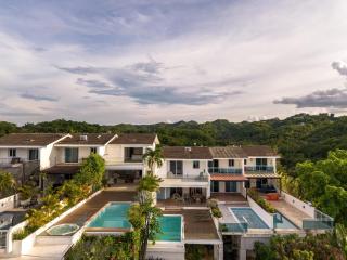 Piece of Paradise - 3