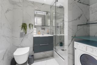 Sophisticated 2-Bed Apartment in Central London - 5