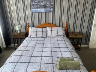 Spacious Property For Hols Base & Contractors Long or Short Stays C2C Western Lakes - 9
