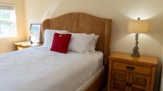 Four Bedroom Two Level Home Near Beach - 5