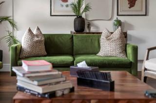 Spacious 4 Bedroom Loft Retreat - 6