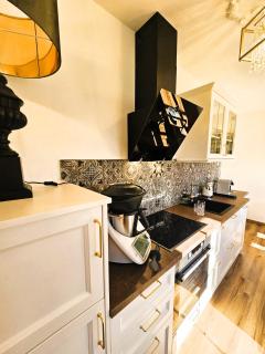 Lippingergut - "Die Geliebte des Kaisers" - 1