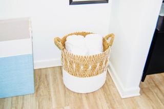 Downtown Condo, sleeps 6, minutes from Broadway! - 3