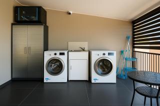 Smart Suites Self Check-in Apartments - Sunnybank Station - 6