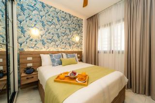 Aqua Luxe @ Cana Rock terrace to pool access E-105 - 9