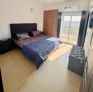 Modern 2BR Apartment, Diamond Mall & Residencia - 4