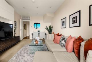 Spacious 2-bed close to Museums - 9