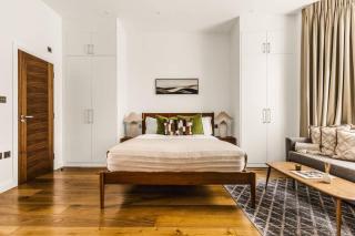 Stylish Kensington Studio Apartment - 6