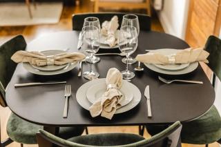 Cosy Kensington Apartment - 2