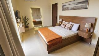 Upscale 3 bedroom apartment in the heart of VI - 2