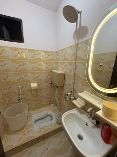 Cozy Beachside Studio Apartment - DHA Phase 6 - 2