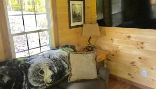 Romantic Log Cabin Accommodation with Private Jacuzzi near Huntington, West Virginia - 2