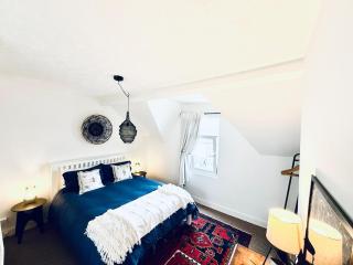 This Must Be The Place - 3 BR East Belfast Home - 6