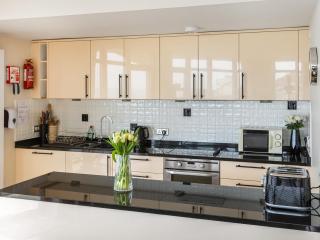 Apartment 22, Horizon View - 2