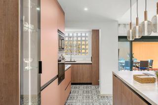 Chic Marbella Getaway - 3