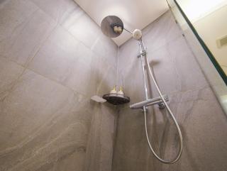 Hassle-Free Stay&Amazing pools&Centrally located 102N51 - 7