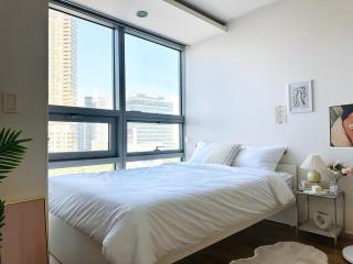 The City View Stay - Gongdeok station 1min walk - 2