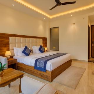 The classic heights Mcleodganj #scenic mountain view #big parking #top rated #most awarded #premium rooms #lift #property of the year - 5