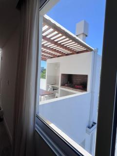 Triplex con 3 dormitorios, terraza y cochera - 2