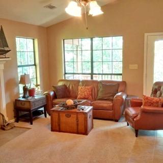 Lovely Waterfront Cabin Ideal for Weekend Getaway on Greers Ferry Lake, Arkansas - 9