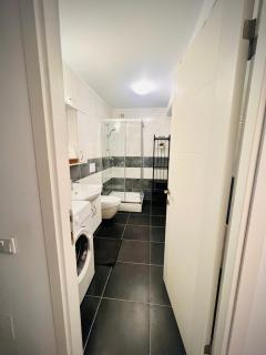 Airport Gardens Studio - 3