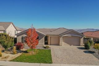 Sierra Vista Retreat - Reno Tahoe - 4