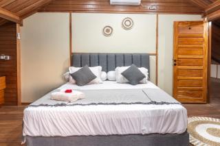 Island Time Surf Resort - 1