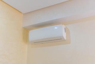 Spacious luxury apartment with pool - 1