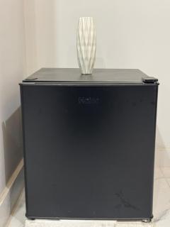 Grayscale Chic - Lahore - 3