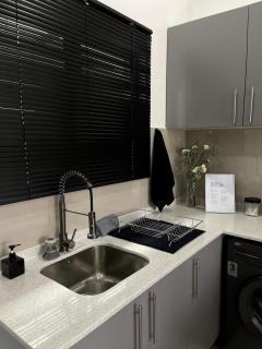 Upmarket 2 Bedroom Apartment Ballito - 6