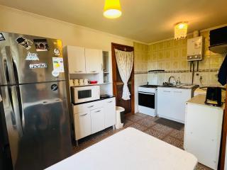 Casa con orilla de río y vista a los volcanes - 9