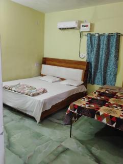 Rathore yatri niwas - 3