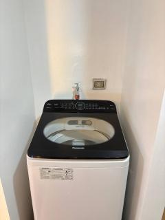 BGC Premium 1BR with Balcony fast 600 mbps Fibre - 9