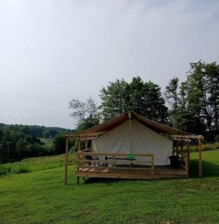 Fantastic Secluded Tented Cabin with Fire Pit in Logan, Ohio - 8